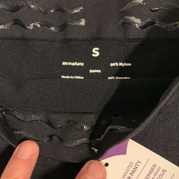 EMPERUA Size Small high waisted shaper panty - Picture 4 of 6